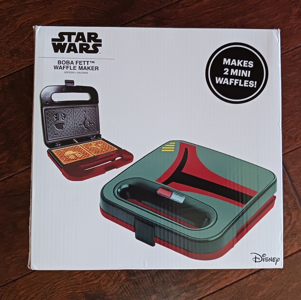 NEW Star Wars Boba Fett Waffle Maker